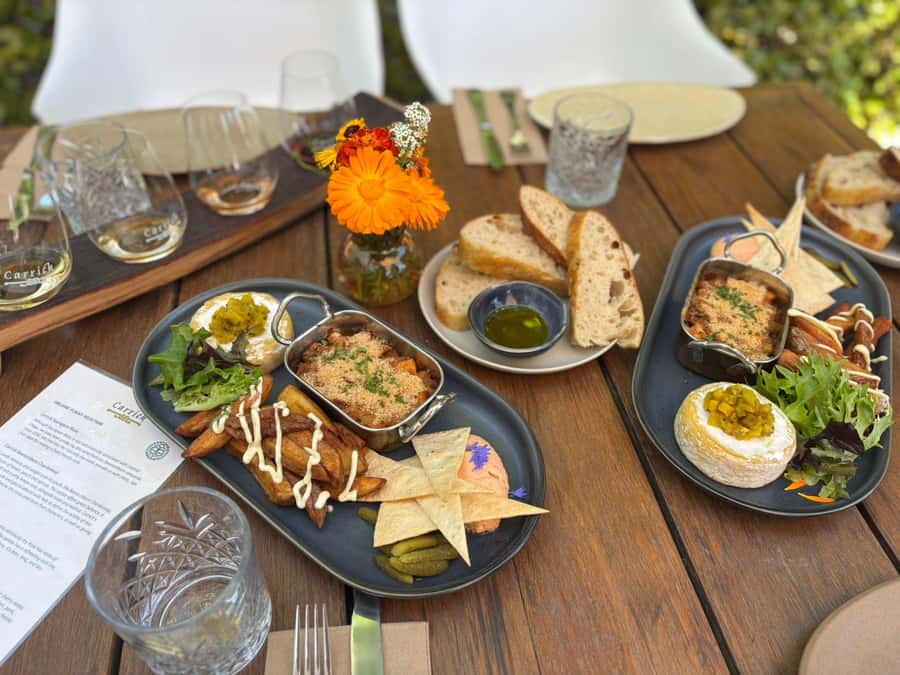 Boutique Winery Half-Day Tour & Vineyard Platter-Style Lunch - Optional jet boat or golf upgrades
