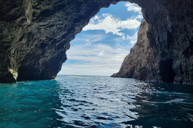 Cathedral Cove 2 Hour Guided Tour Explore Marine Wonders - Cathedral Cove and the perfect photo stop