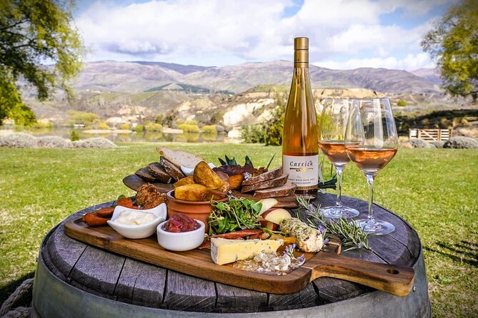 Central Otago Wine Tour Small Group, Expert Guide & Scenic Views - Cromwell is a bonus if time allows