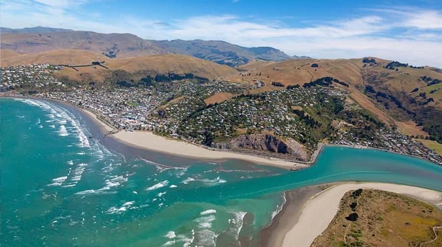Christchurch: 20-Minutes City Helicopter Flight - Seeing Christchurch’s changing center