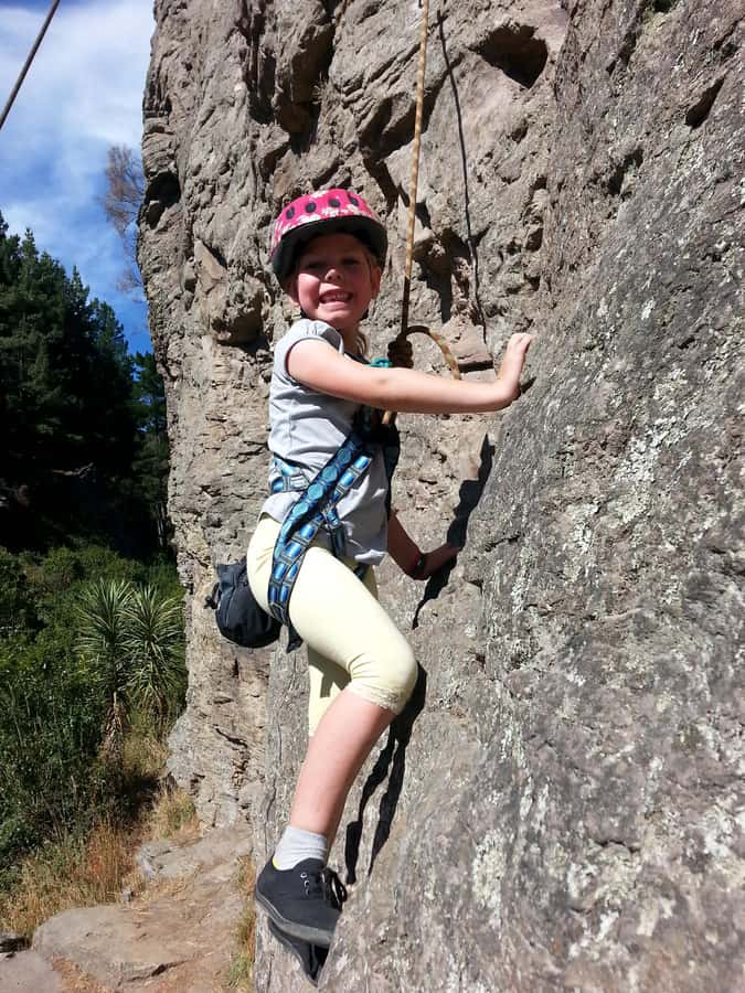 Christchurch: Full or Half-Day Rock Climbing Tour with Guide - A picnic above Christchurch or Lyttelton Harbour