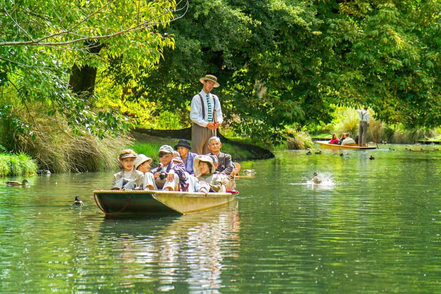 Christchurch: Gondola Ticket and Punt Ride on the Avon River - Add a Port Hills walk if your schedule allows