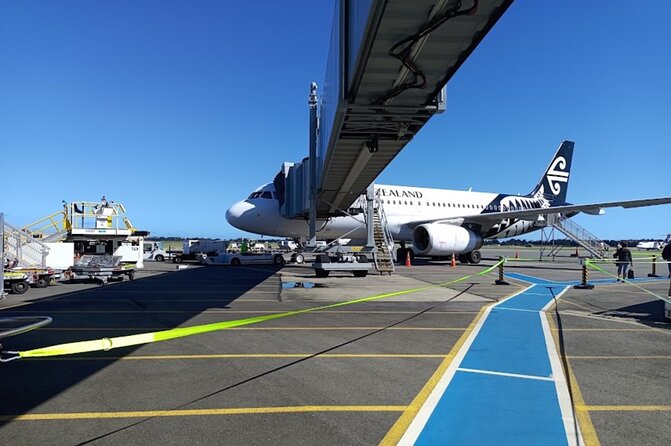 Christchurch International Airport :Airport to City Centre - Value for couples, families, and small groups