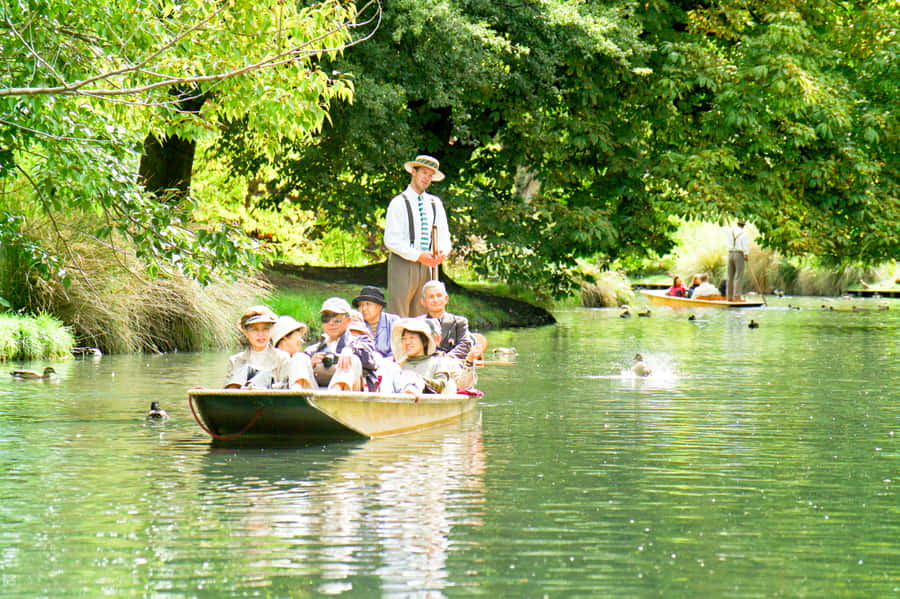 Christchurch: Tram, Punt and Gondola Ride Combo Ticket - Who should book this Christchurch combo?