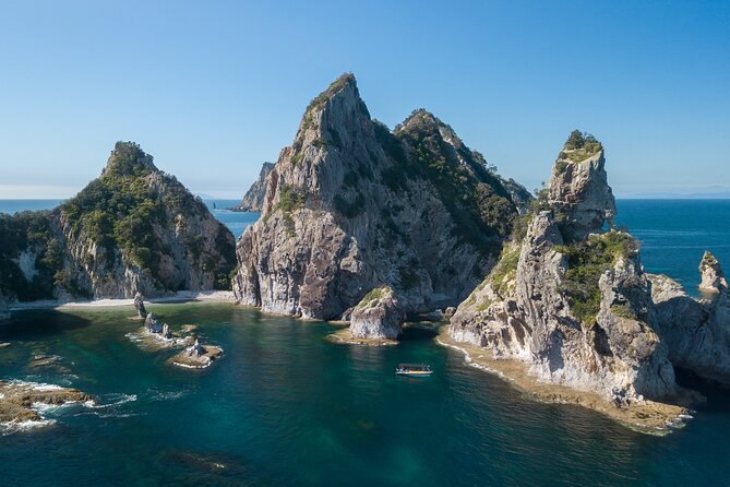 Coromandel Adventure and Wildlife Boat Tour to Aldermen Islands - Tairua Marina is the simple starting point