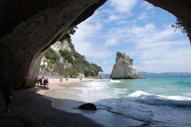 Coromandel Peninsula Discovery - Private Tour From Auckland - The road south through Bombay Hills