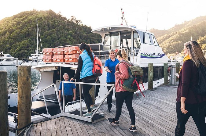 Cruise and Lunch at Furneaux Lodge - Who will enjoy this outing most