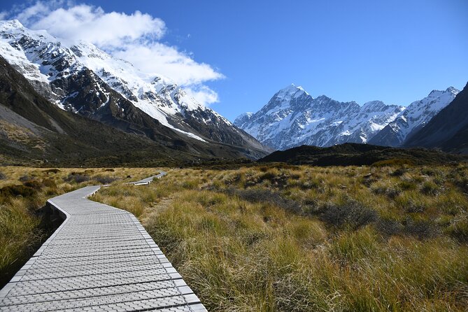 Day Trip: Lake Tekapo to Mt Cook National Park - Tasman Glacier: a short walk with a big payoff