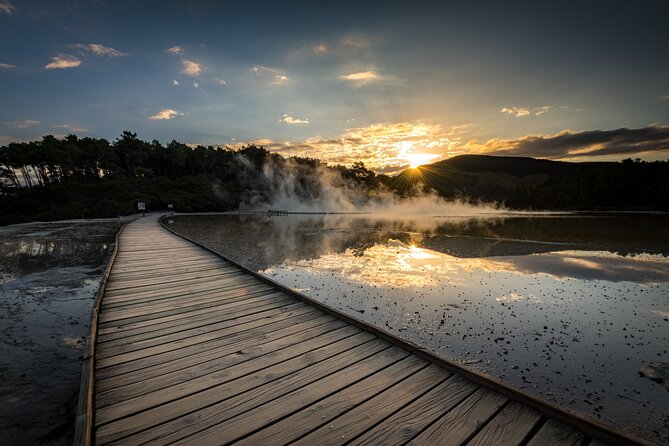 Devil's Bath Experience - Private Tour to Wai-O-Tapu & Lake Taupo - Honey makes a pleasant final stop
