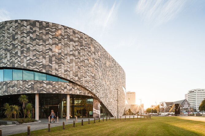 Discover Christchurch Sightseeing Tour - The optional International Antarctic Centre visit