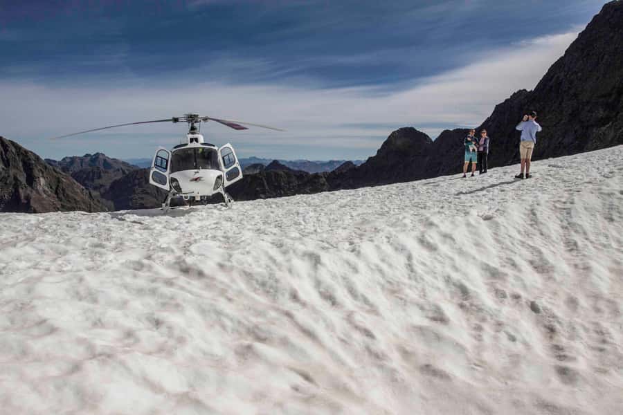 Doubtful Sound: Scenic Flight with 2 Landings - Weather can change the day