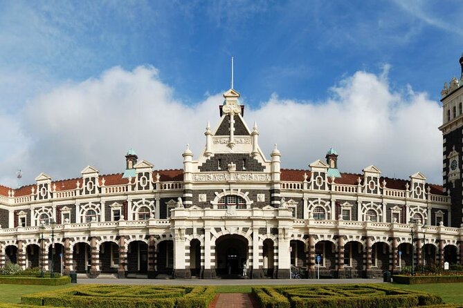 Dunedin Shore Excursion City Sightseeing & Tour of Larnach Castle - Downtown Dunedin offers freedom, but not much structure