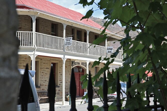 Dunedin to Queenstown One Way Tour Including Taieri Gorge Train - Riding the Taieri Gorge Railway