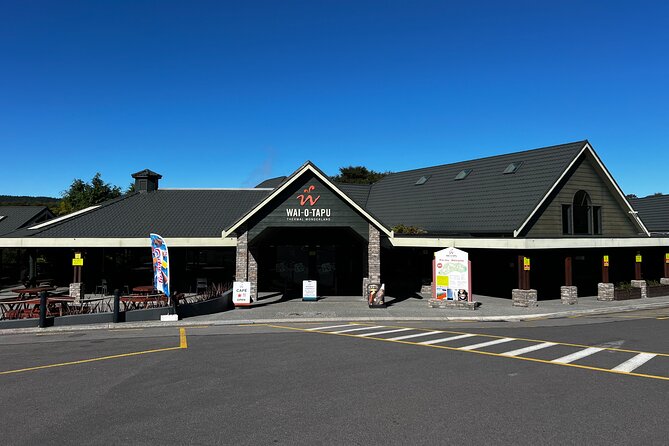 Ex Hamilton: TRIPLE DEAL Wai O Tapu, Redwood Forest & Blue Spring - What the guides add to the day