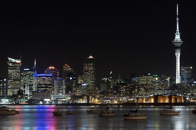 Explore Auckland: Self Guided Audio Tour - Key points at a glance