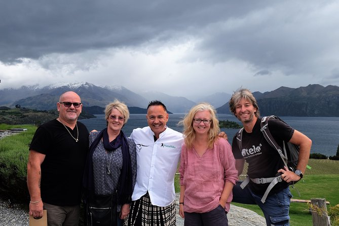 'Express' Wine Tour & Māori Culture Wānaka - Meeting Joe and setting out from Ardmore Street