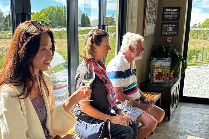'Express' Wine Tour & Māori Culture Wānaka - Stop one: Rippon Vineyard and the possible winery lineup