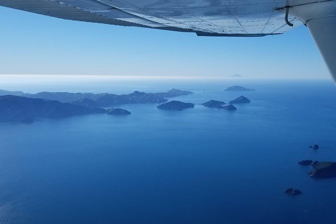Flight Experience our Water and Wilderness Scenic Tour - Queen Charlotte Sound and the walking track below