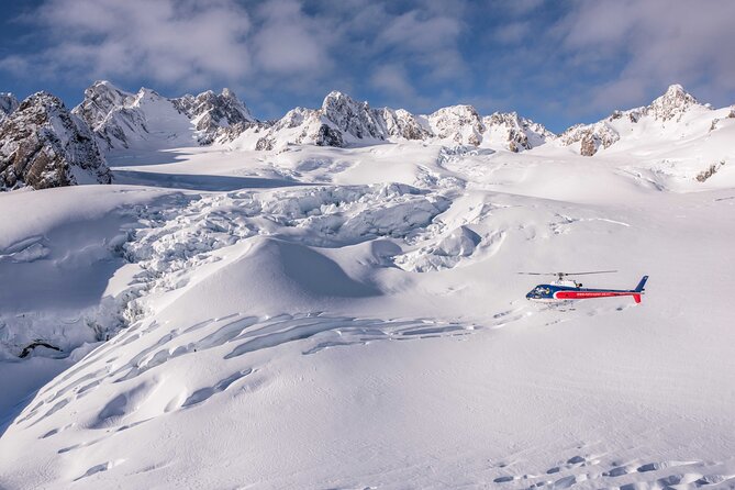 Fox Glacier: Twin Glacier Helicopter Flight with Snow Landing - Why the snow landing changes the whole experience
