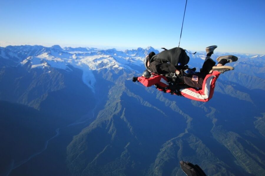 Franz Josef: 13,000ft, 16,500ft or 18,000ft Skydive - What the instructors do for first-time jumpers