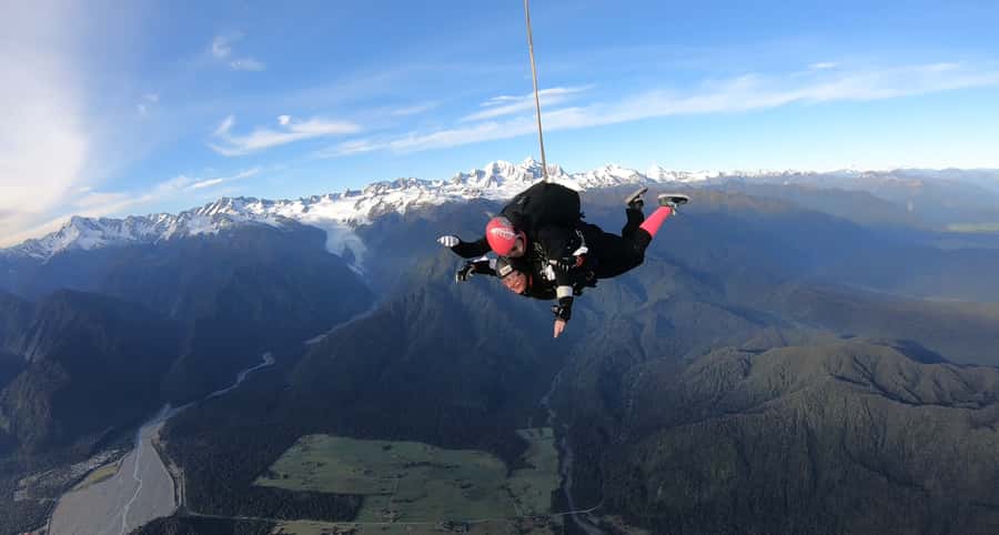 Franz Josef: 13,000ft, 16,500ft or 18,000ft Skydive - Price, media, and what counts as good value