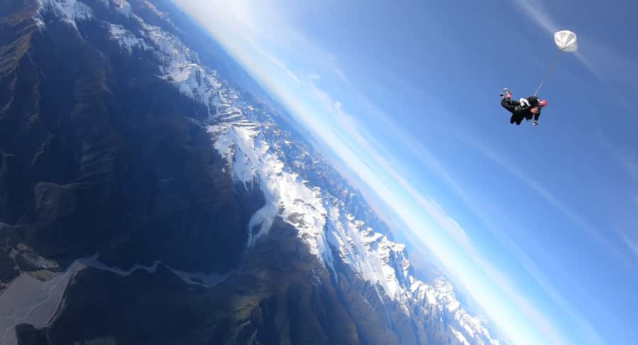 Franz Josef: 13,000ft, 16,500ft or 18,000ft Skydive - Who should book this Franz Josef skydive?