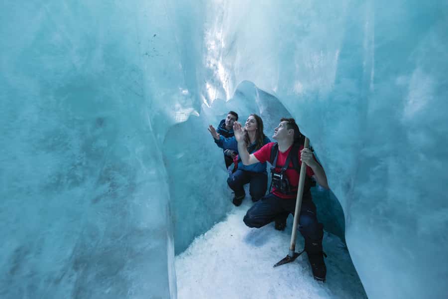 Franz Josef: 2.5 Hour Glacier Hike with Helicopter Transfer - How to make the most of your time on the ice
