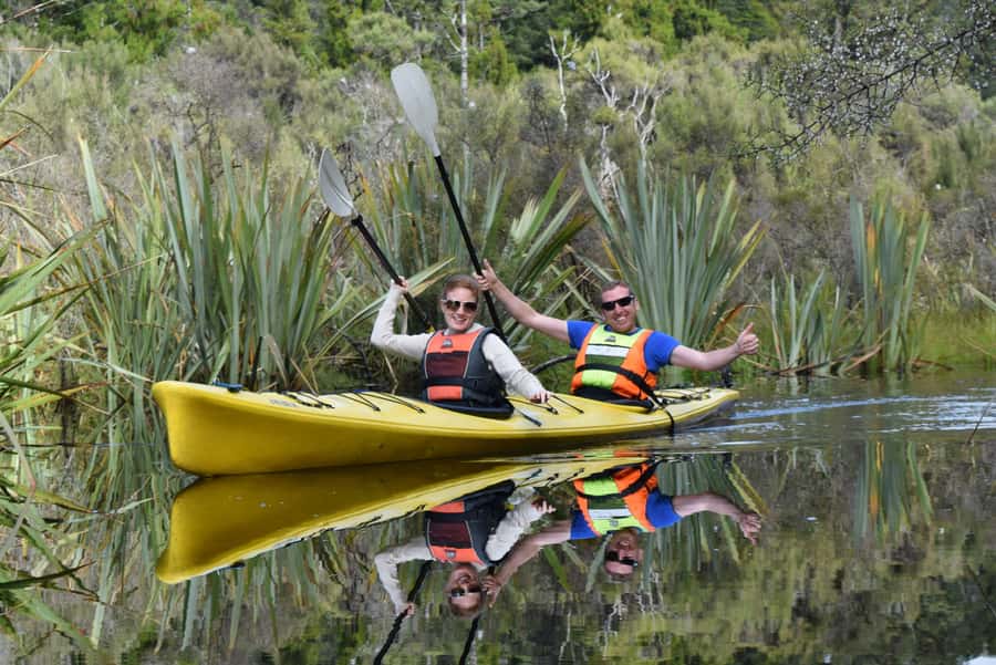 Franz Josef: 3-Hour Kayak Tour on Lake Mapourika - From 30 Main Road to the lake