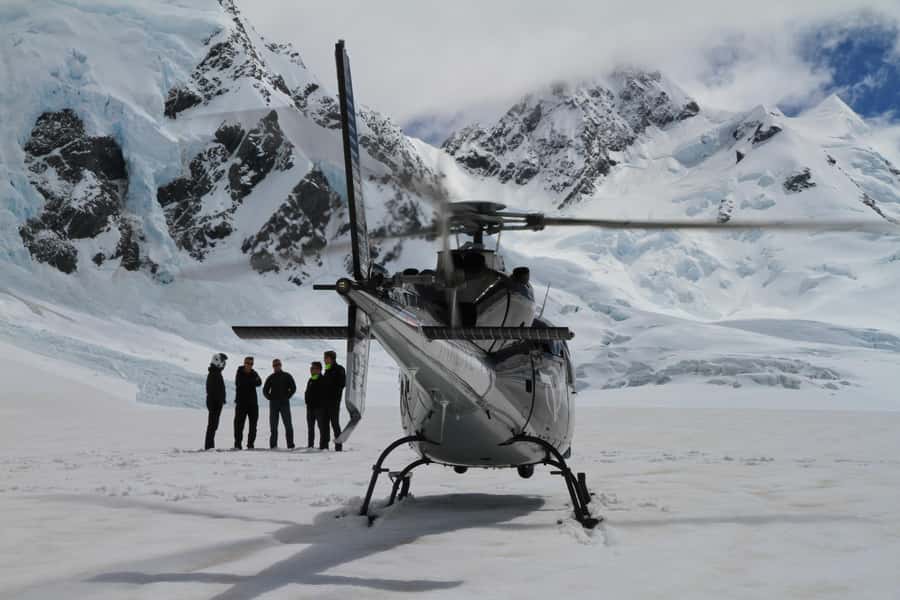 Franz Josef: 30-min Flight Franz Josef & Tasman Glaciers - How the experience compares with a ground-based glacier visit