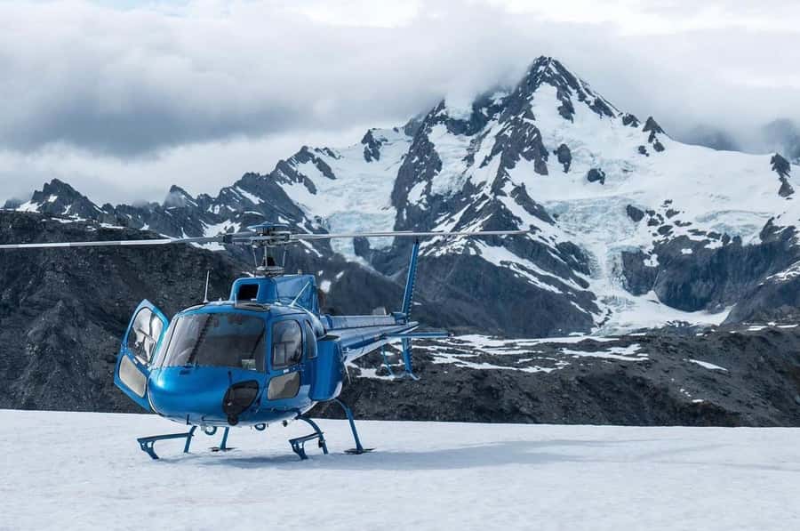 Franz Josef: 4-Glacier Helicopter Ride with 2 Landings - Practical packing advice