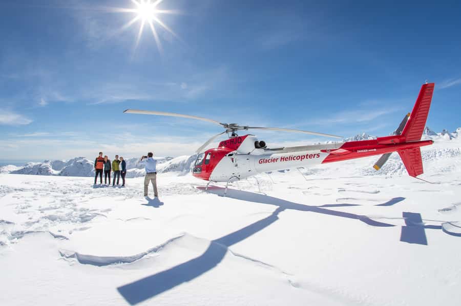 Franz Josef & Fox Glaciers Helicopter Flight & Snow Landing - Seeing Fox and Franz Josef from above