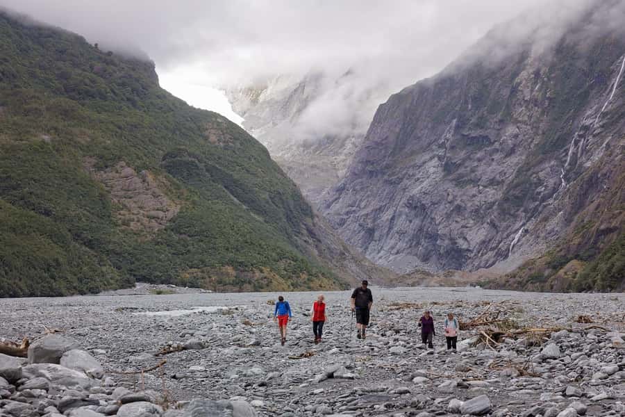 Franz Josef: Franz Josef Glacier Lookout Guided Walk - The glacier viewpoint is not a glacier trek