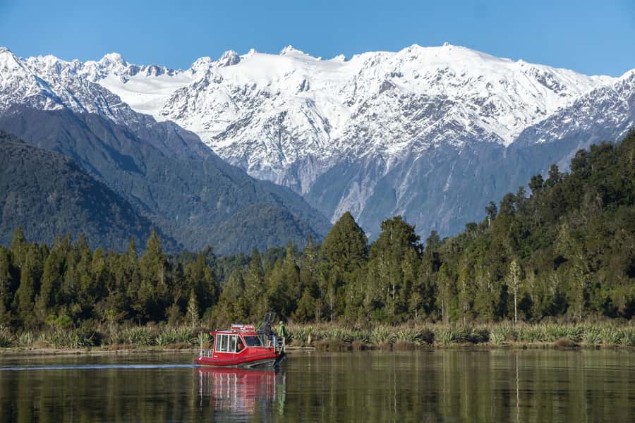Franz Josef Glacier: 2-Hour Scenic Lake Mapourika Cruise - Key points at a glance