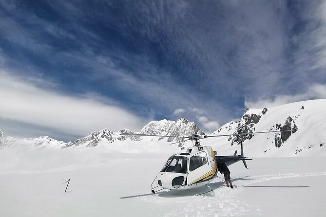 Franz Josef Glacier and snow landing (allow 20 minutes - departs Franz Josef) - The two-minute snow landing