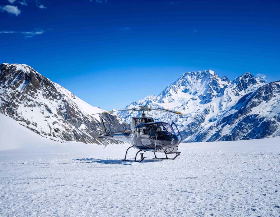 Franz Josef: Grand Circle 60 Minute Scenic Flight - From Cron Street to the West Coast ice