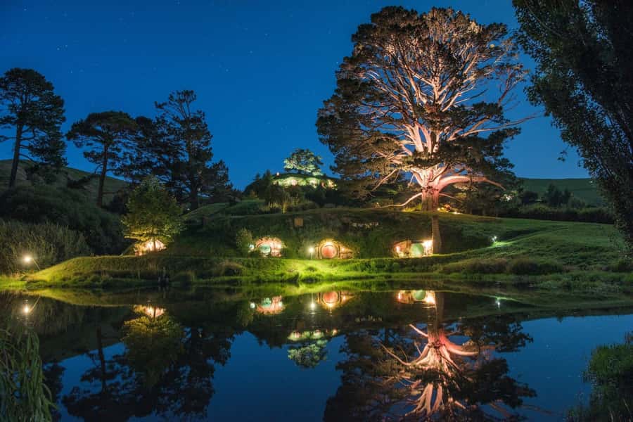 From Auckland: Hobbiton Movie Set - Private Tour - Who will get the most from this Hobbiton day trip