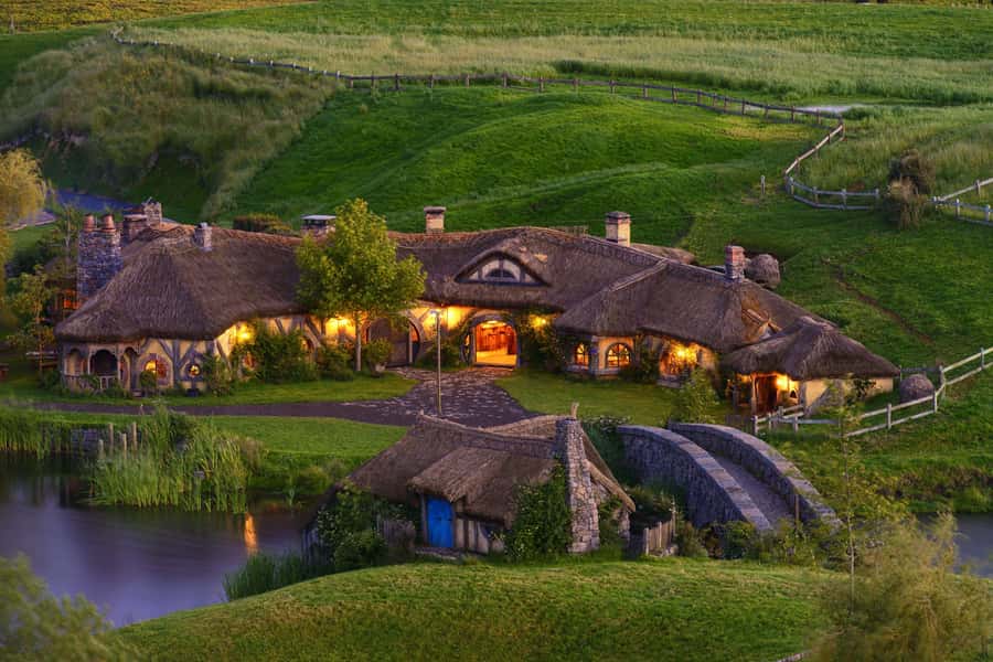 From Auckland: Hobbiton Movie Set - Private Tour - Booking flexibility and practical details