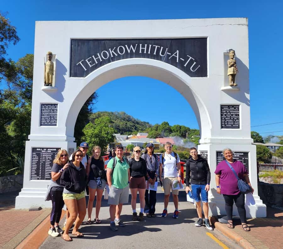 From Auckland: Rotorua Māori Village & Hot Springs with Haka - What the guides add