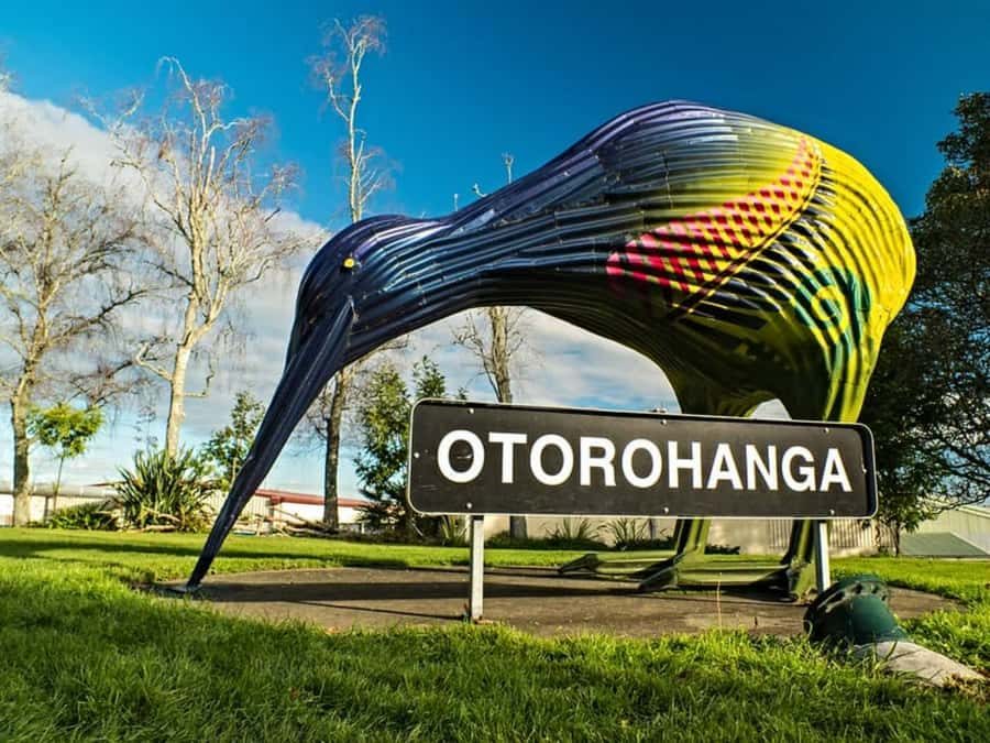 From Auckland: Waitomo Caves and Kiwi House Group Tour - FAQ