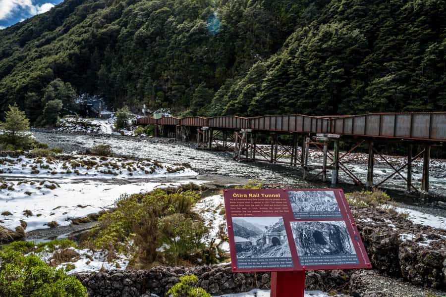 From Christchurch: Arthur's Pass with TranzAlpine & Lunch - The TranzAlpine return to Christchurch