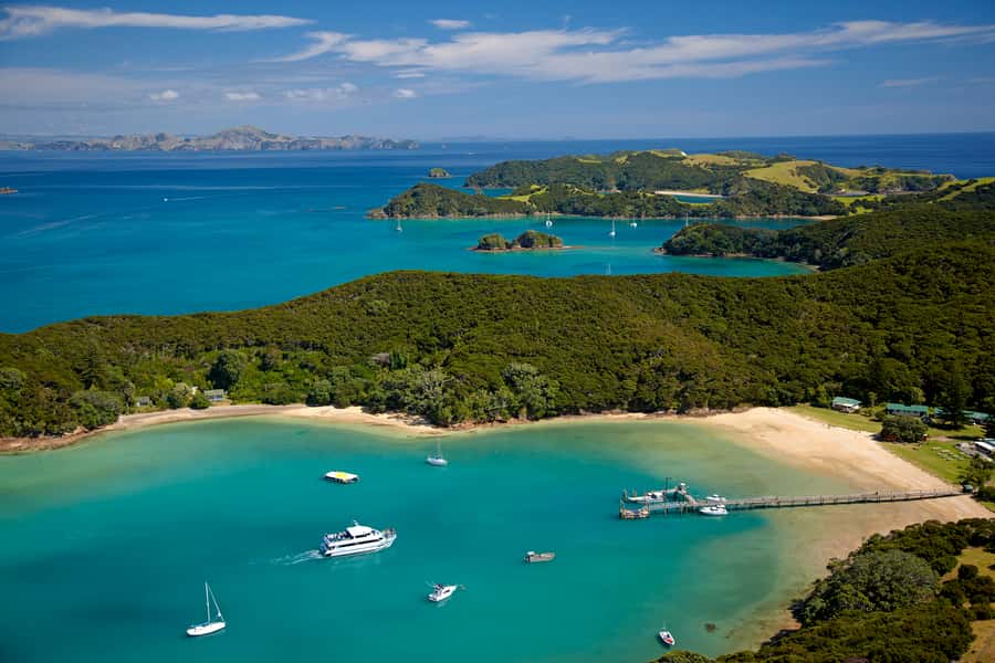 From Paihia: Full-Day Bay of Islands Cruise - Crossing the 144-island bay
