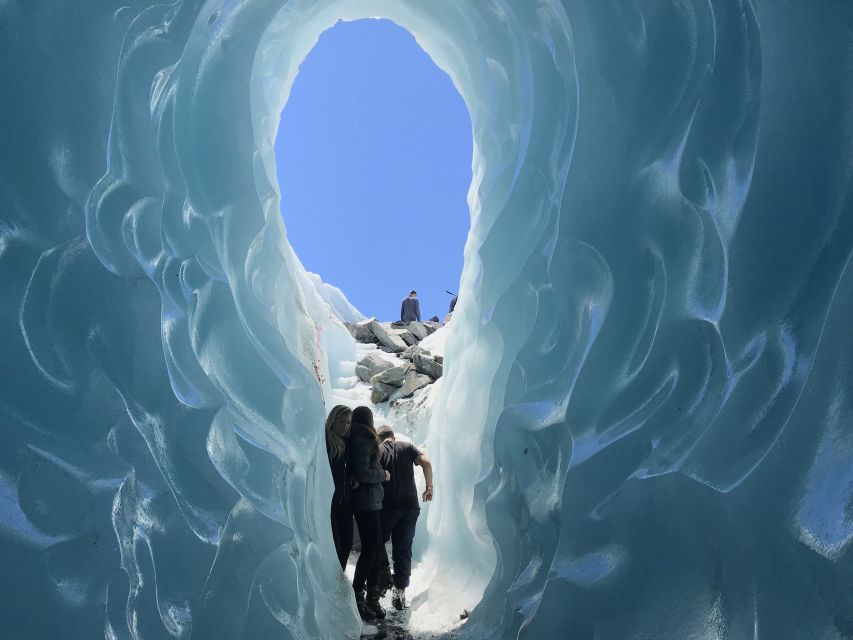 From Queenstown: Franz Josef Glacier Hike & Scenic Flight - Who gets the best value from the $1,015 price?