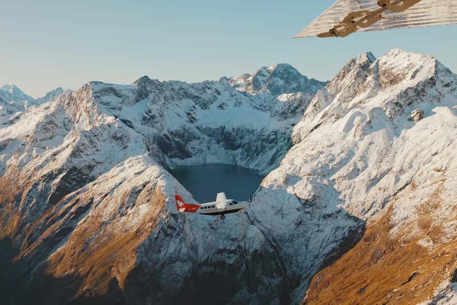 From Queenstown: Milford Sound Coach, Cruise, Scenic Flight - Flying over Fiordland with Glenorchy Air