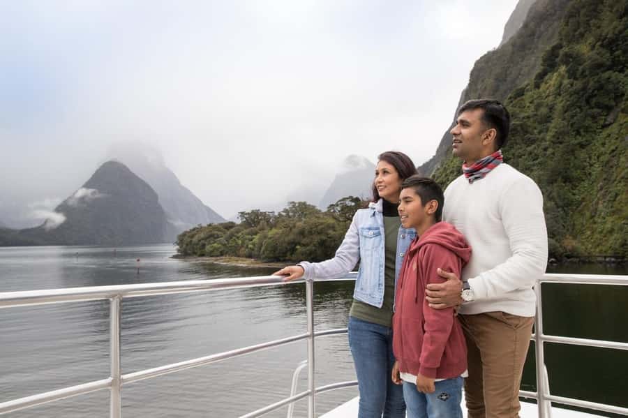 From Queenstown Milford Sound Cruise & Glass-Roof Coach Tour - Lunch can be convenient, but choose carefully