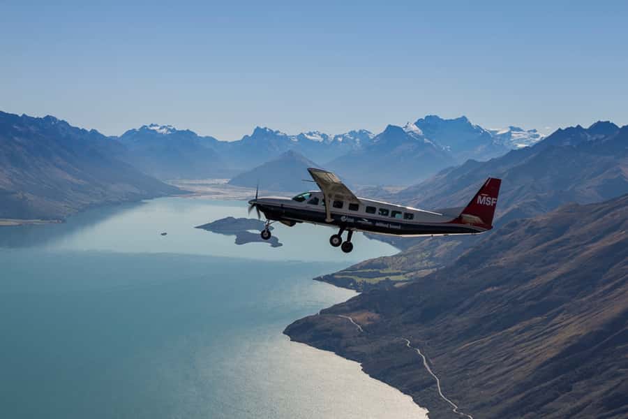 From Queenstown: Milford Sound Day Trip with Cruise & Flight - A long road into Fiordland