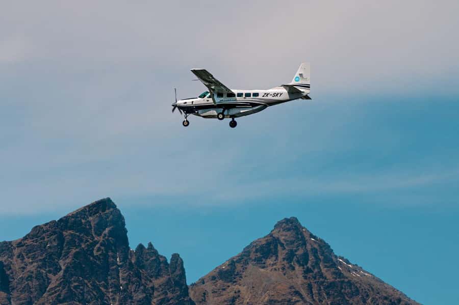 From Queenstown: Milford Sound Flight and Cruise with Lunch - The Queenstown pickup and preflight briefing