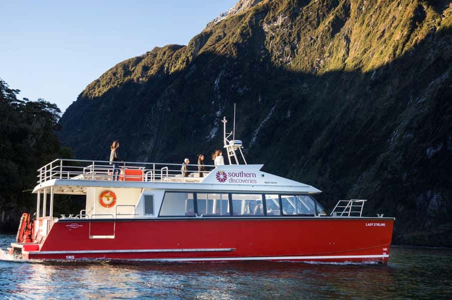 From Queenstown: Milford Sound Flight and Nature Cruise - The return route adds another chapter