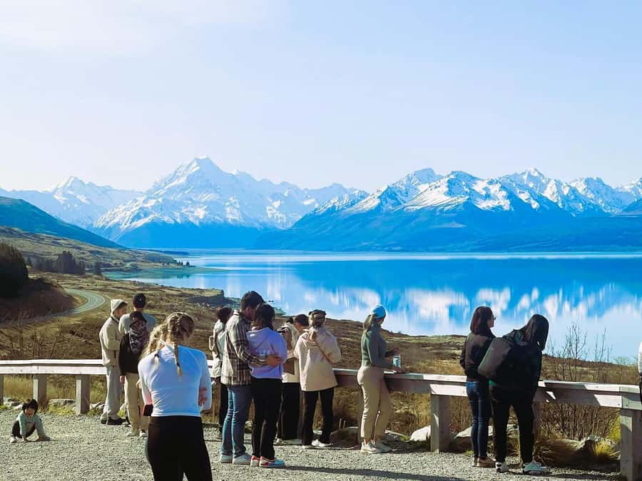 From Queenstown: Mount Cook Heli-Hike and Bus Tour Combo - Lake Pukaki and the first Mount Cook views