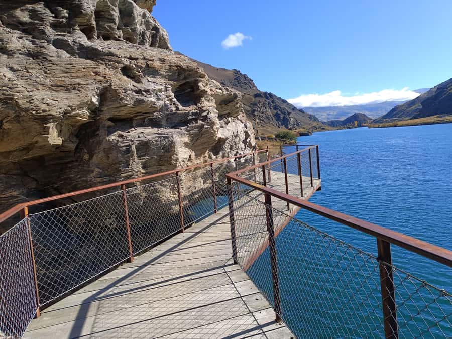 From Wanaka - Bike the Dunstan Trail with shuttle return - Why the Lake Dunstan Trail is worth your day