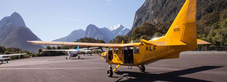 From Wanaka: Milford Sound Flight with Landing & Glaciers - How the small group affects the experience